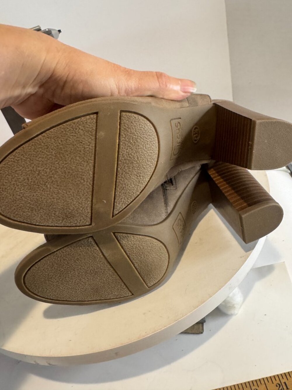 Circus by Sam Edelman Edna Dark Taupe Block Heel Sandals 8.5 New - Picture 9 of 14